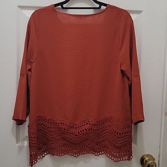 Entro 3/4 Sleeve Top - Picture 8 of 15